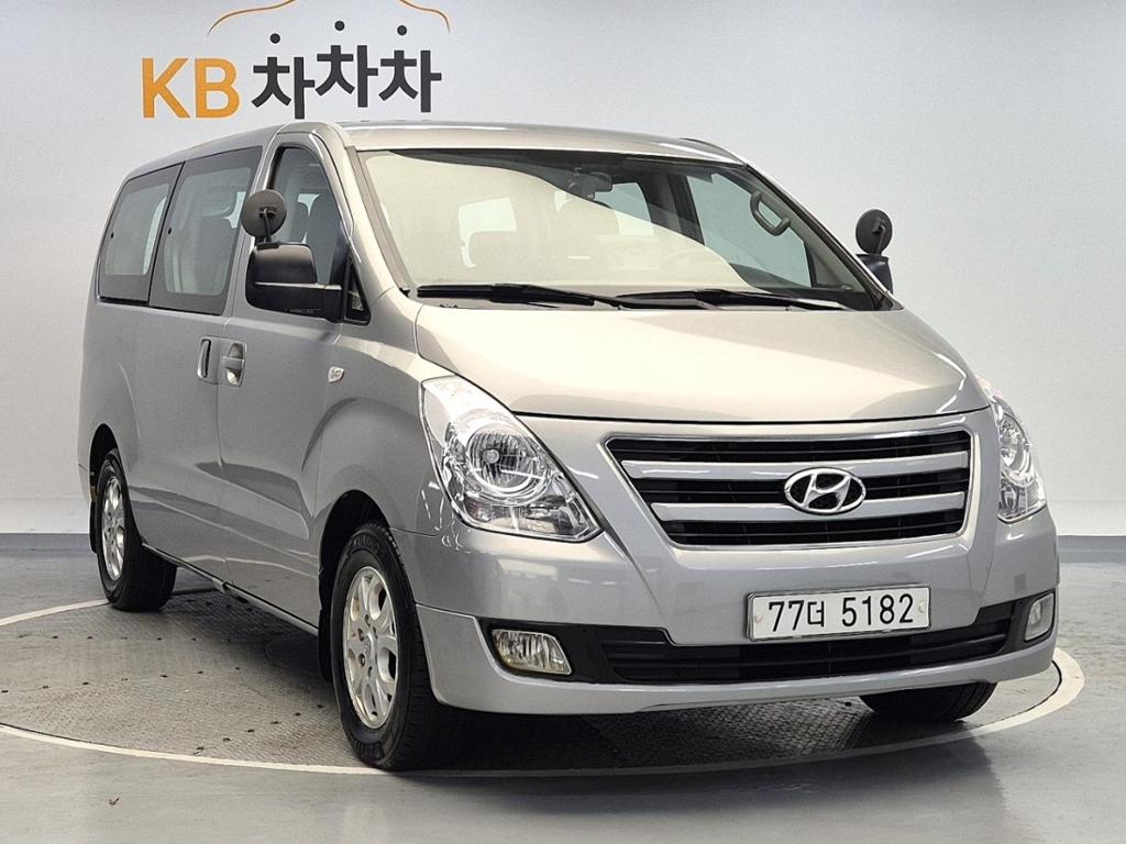 2016 HYUNDAI GRAND STAREX 