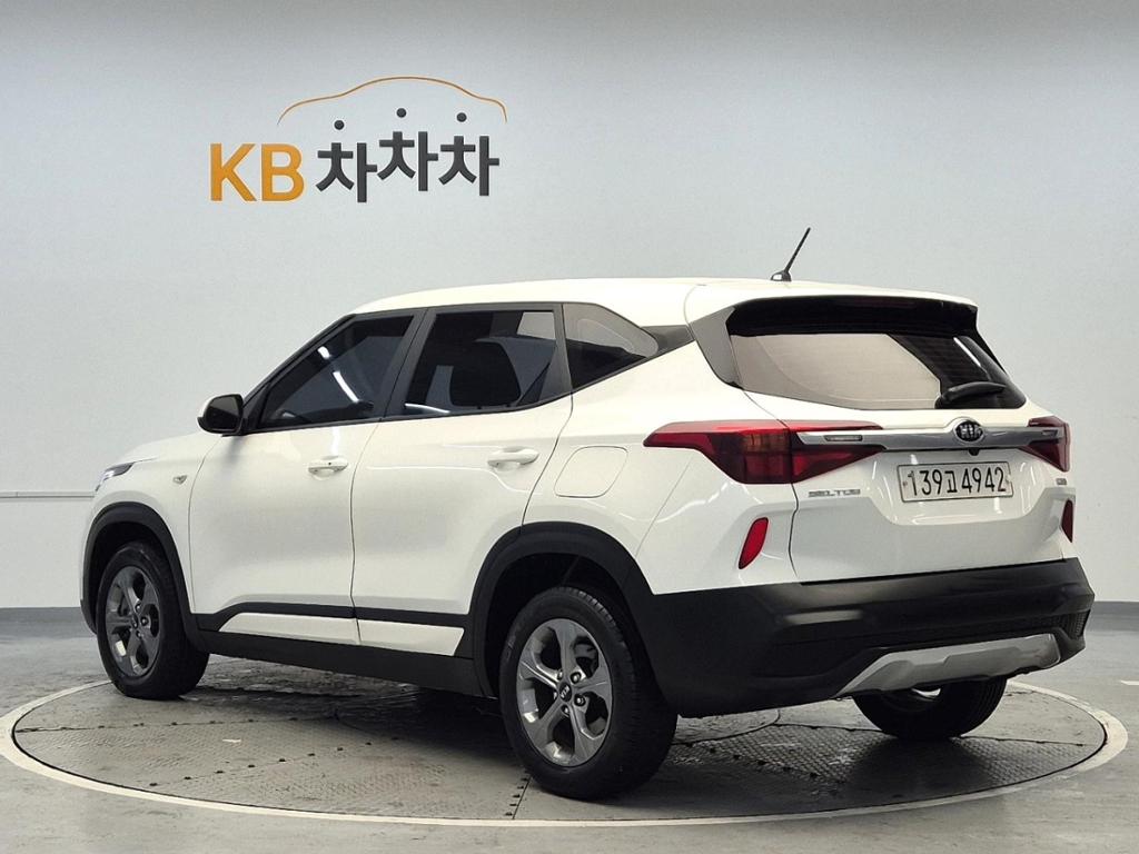 2022 KIA SELTOS 