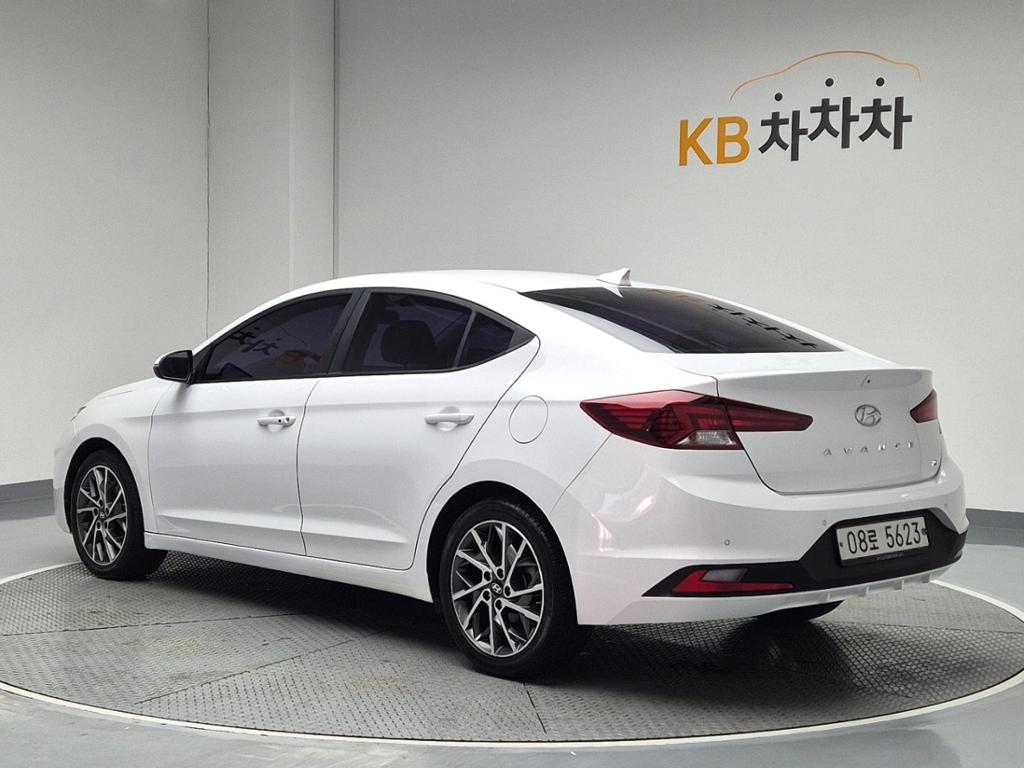 2019 HYUNDAI THE NEW AVANTE AD 