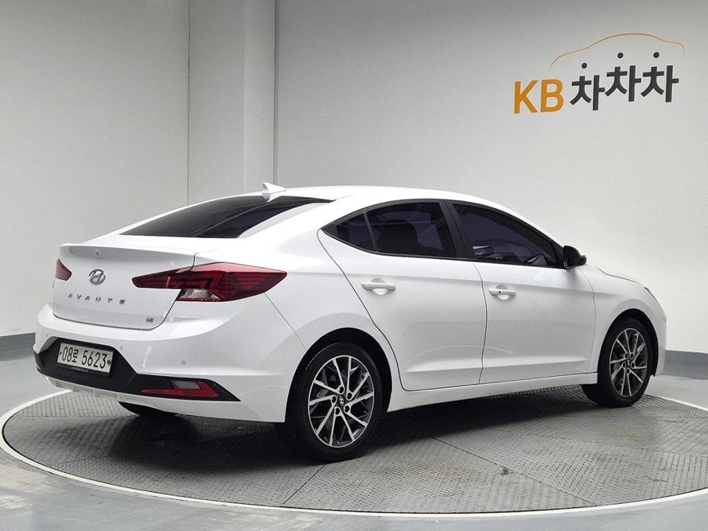 2019 HYUNDAI THE NEW AVANTE AD 
