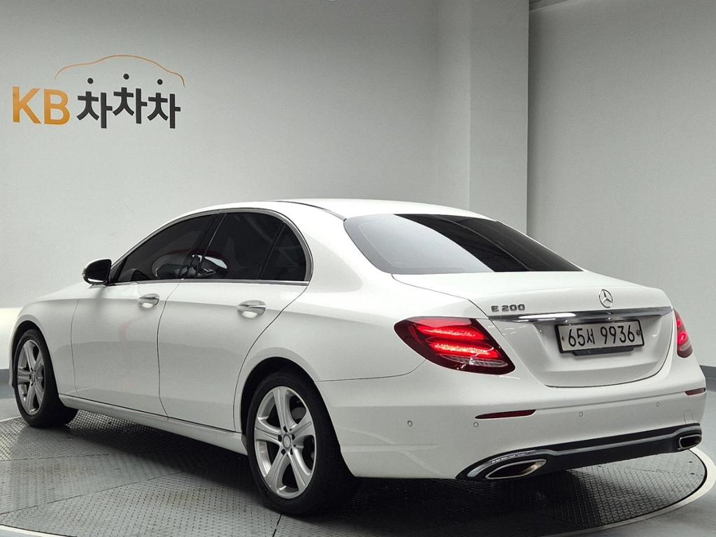 2017 BENZ E CLASS (5Gen) 