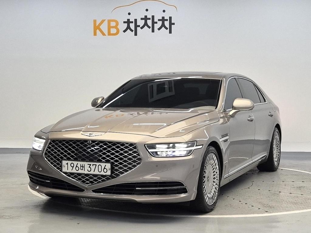2019 GENESIS G90 