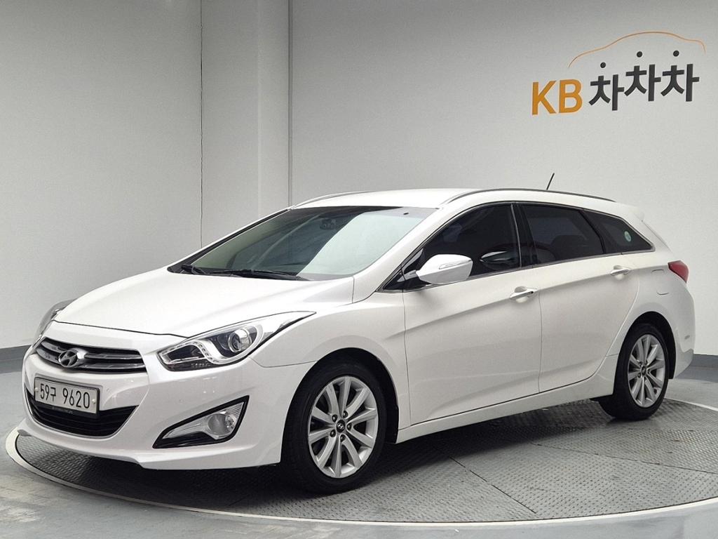 2012 HYUNDAI i40 