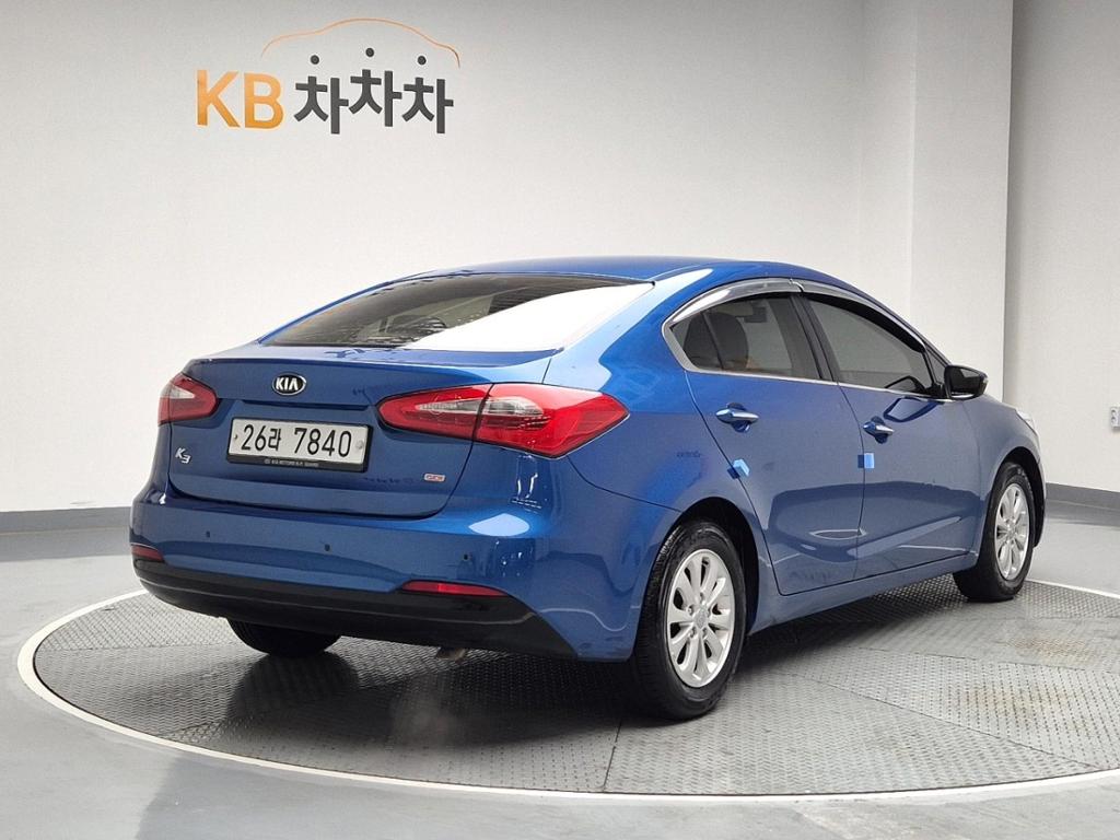 2013 KIA K3 