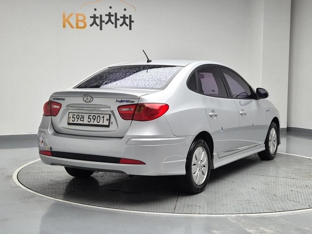 2011 HYUNDAI AVANTE HYBRID 