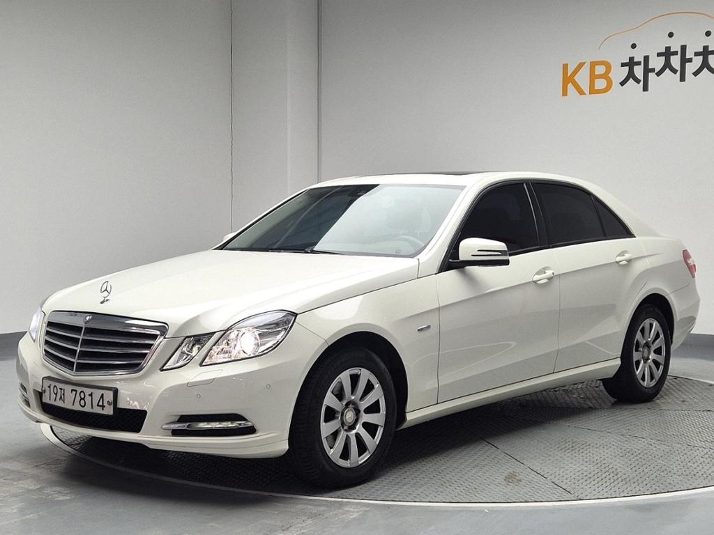 2011 BENZ E CLASS (4Gen) 