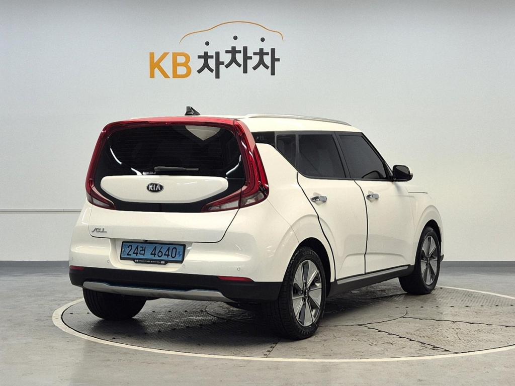 2019 KIA SOUL BOOSTER EV 