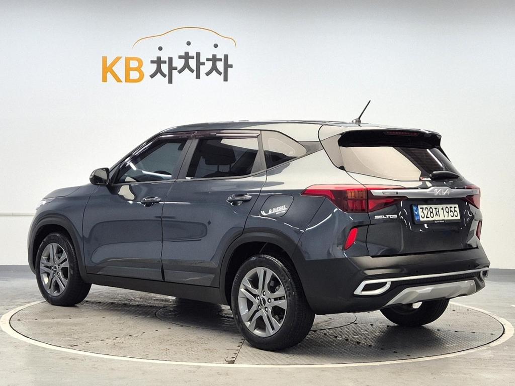 2022 KIA SELTOS 