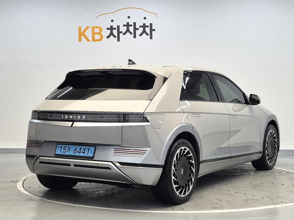 2022 HYUNDAI IONIQ5 