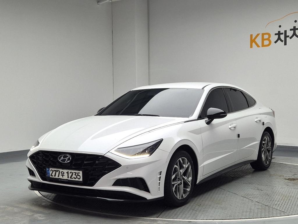 2021 HYUNDAI SONATA (DN8) 