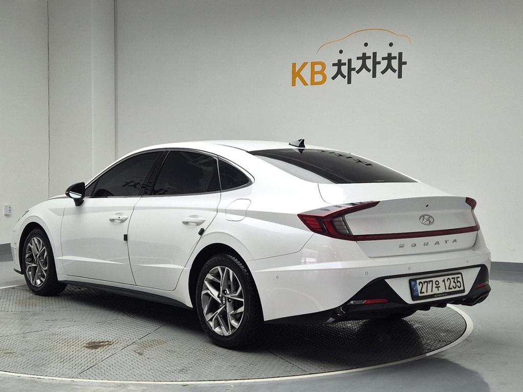 2021 HYUNDAI SONATA (DN8) 