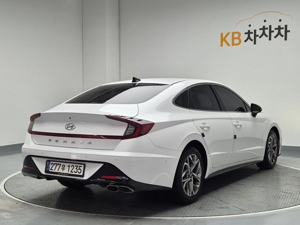 2021 HYUNDAI SONATA (DN8) 