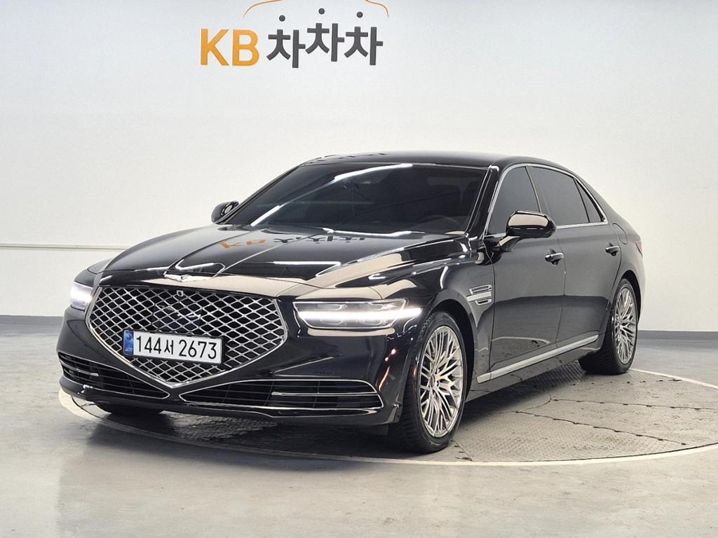 2021 GENESIS G90 