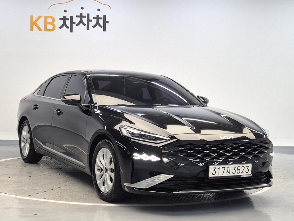 2022 KIA K8 