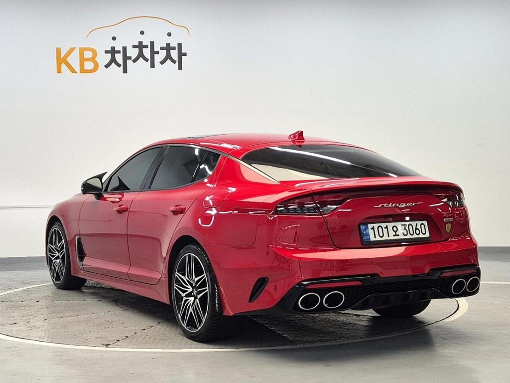2021 KIA STINGER Meister 