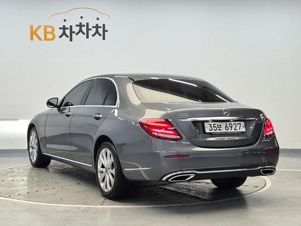 2017 BENZ E CLASS (5Gen) 