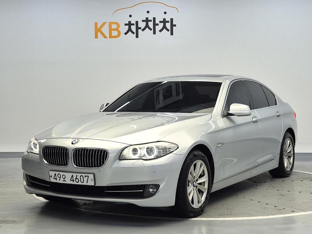 2011 BMW 5 SERIES (6Gen) 