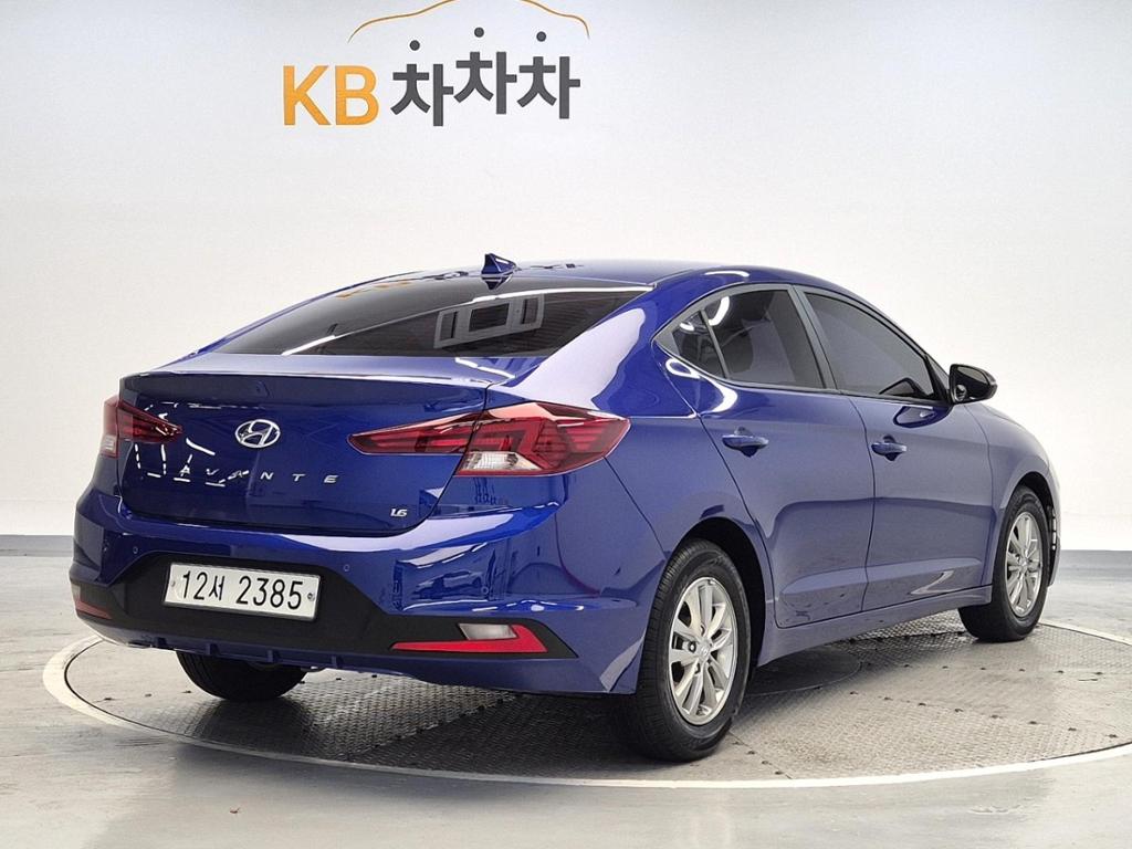 2019 HYUNDAI THE NEW AVANTE AD 