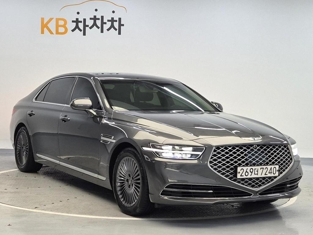2019 GENESIS G90 