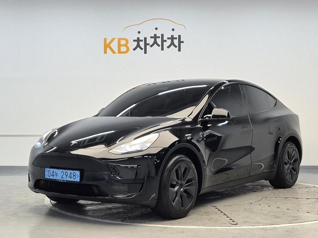 2024 TESLA MODEL Y 