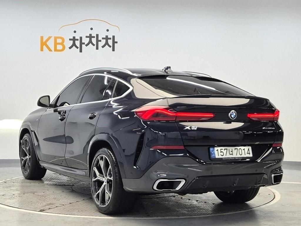 2022 BMW X6 (3Gen) 