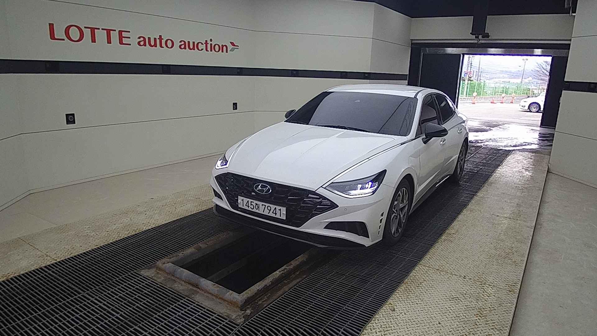 2020 HYUNDAI SONATA (DN8) 1.6 Turbo Premium