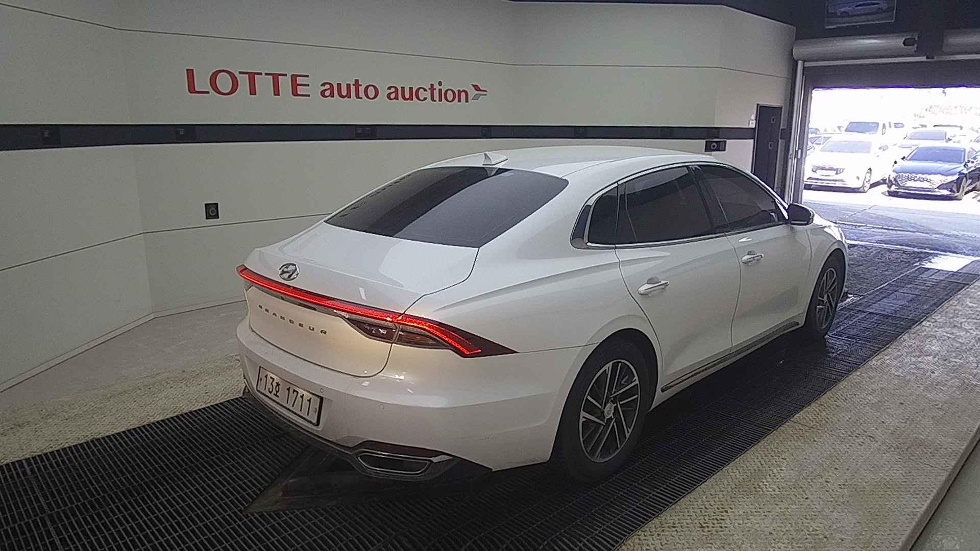 2020 HYUNDAI THE NEW GRANDEUR IG LPi 3.0 Modern