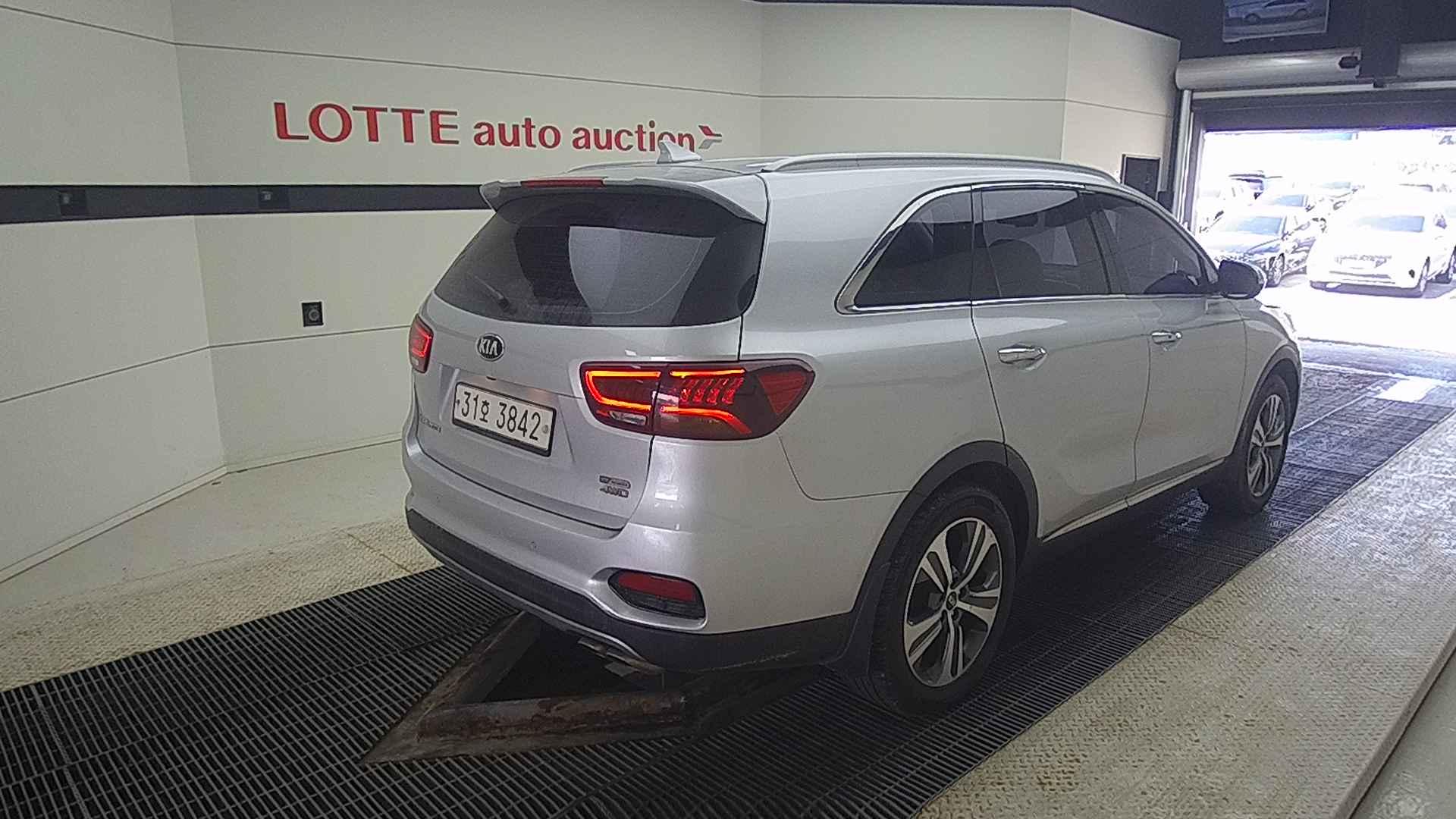 2018 KIA THE NEW SORENTO R2.0 E-VGT 4WD Noblesse