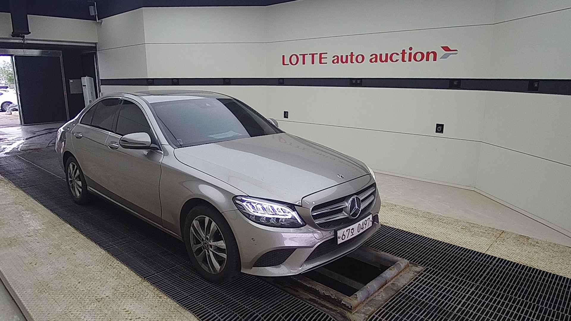 2019 BENZ C CLASS (4Gen) C220 d Avantgarde