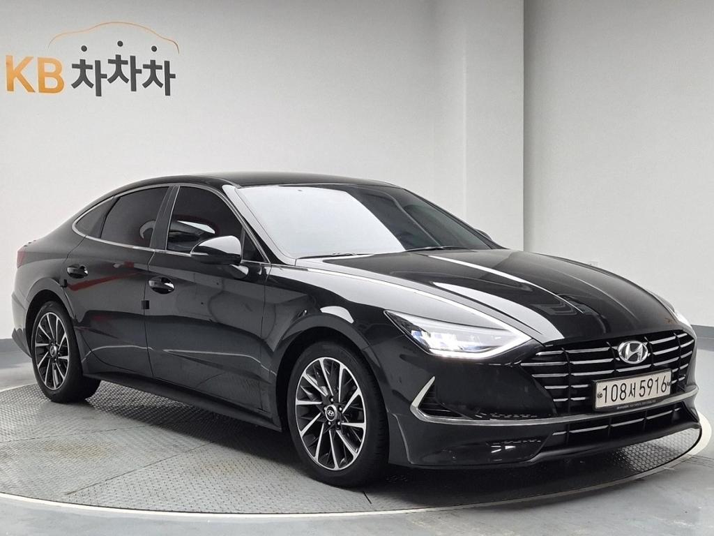 2021 HYUNDAI SONATA (DN8) 