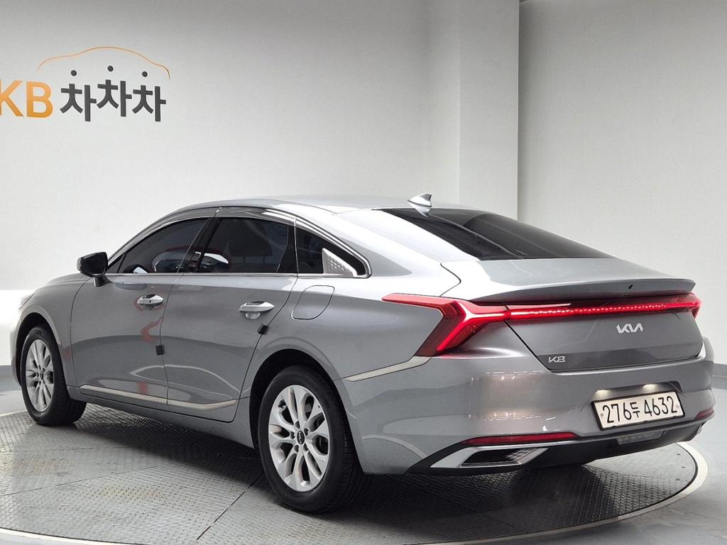 2024 KIA K8 