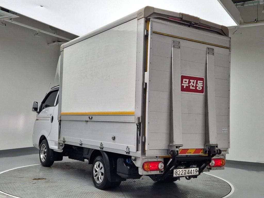 2020 HYUNDAI PORTER II 