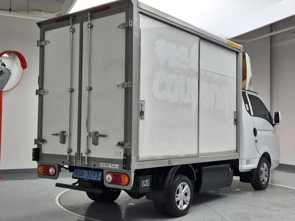 2024 HYUNDAI PORTER II ELECTRIC 