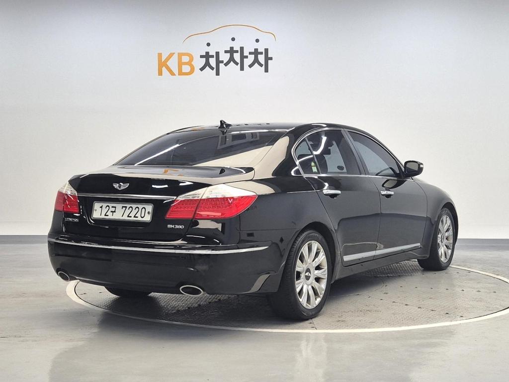 2008 HYUNDAI GENESIS 