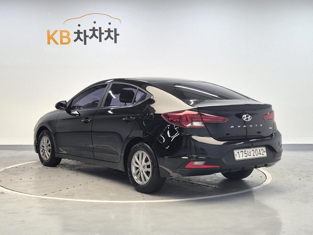 2019 HYUNDAI THE NEW AVANTE AD 