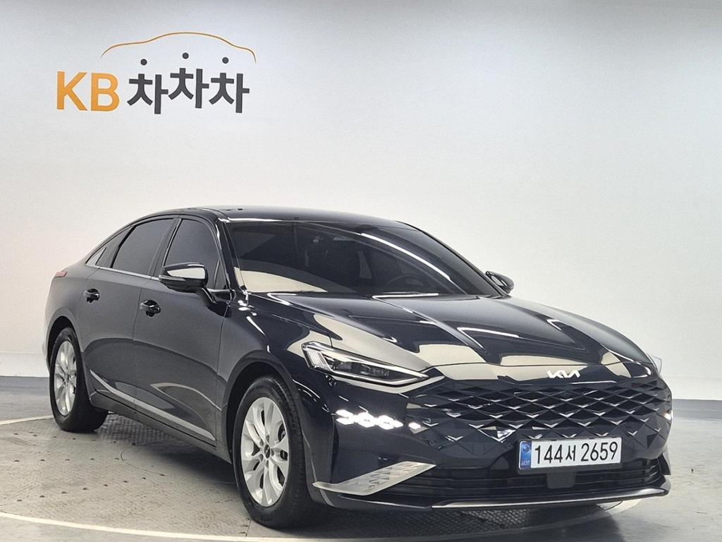 2023 KIA K8 