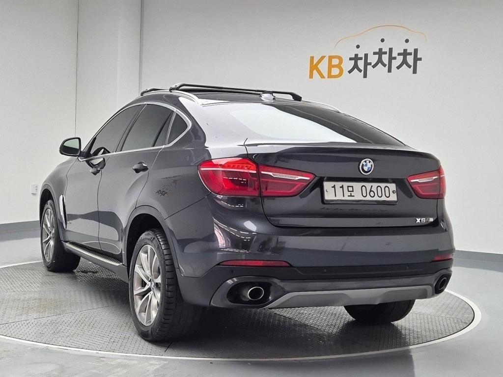 2016 BMW X6 (2Gen) 