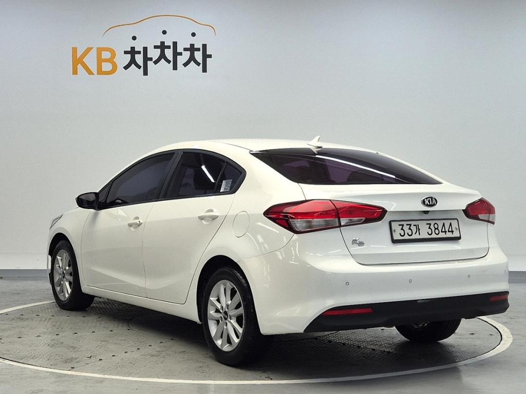 2016 KIA THE NEW K3 