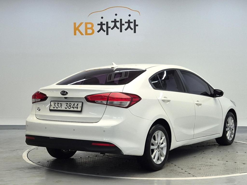 2016 KIA THE NEW K3 