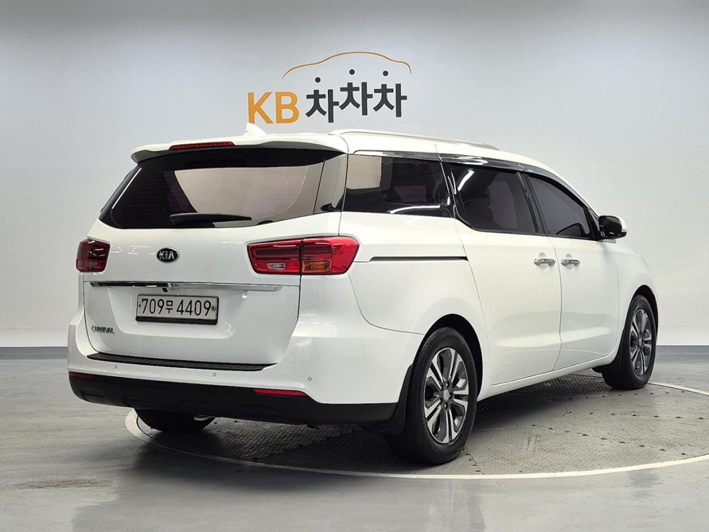 2019 KIA THE NEW CARNIVAL 