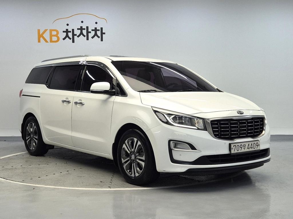 2019 KIA THE NEW CARNIVAL 