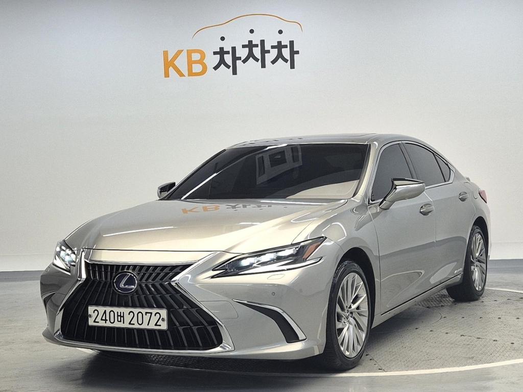 2022 LEXUS ES 