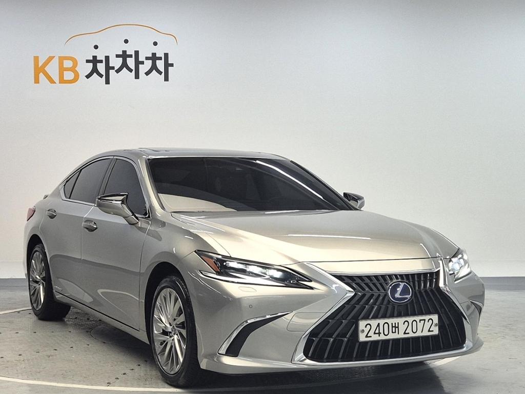 2022 LEXUS ES 