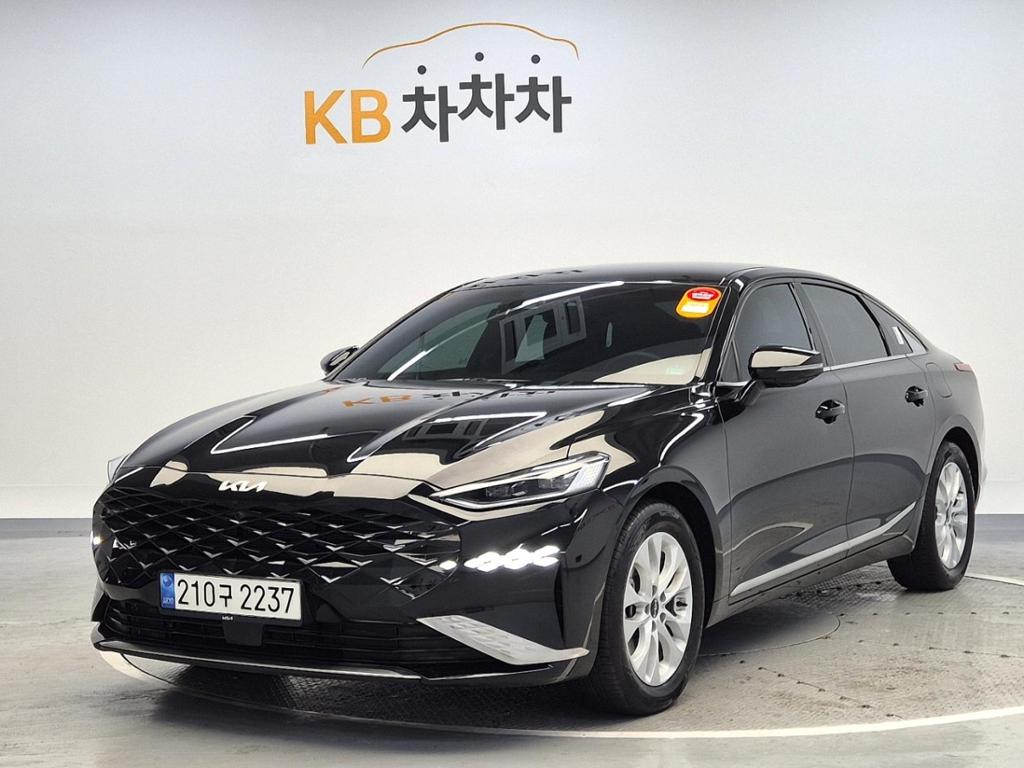 2023 KIA K8 