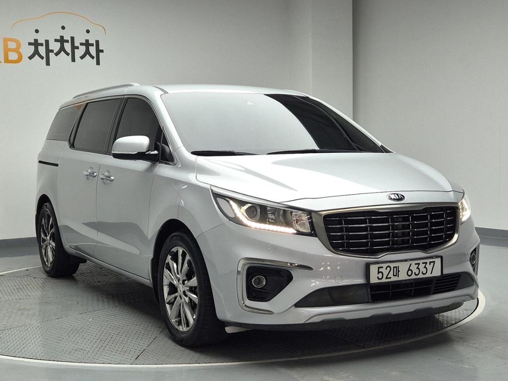 2019 KIA THE NEW CARNIVAL 