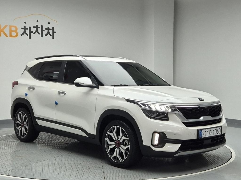 2022 KIA SELTOS 