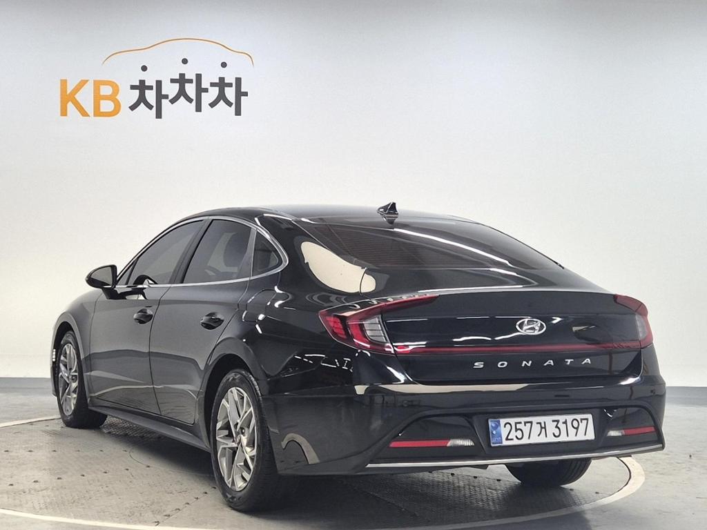 2021 HYUNDAI SONATA (DN8) 