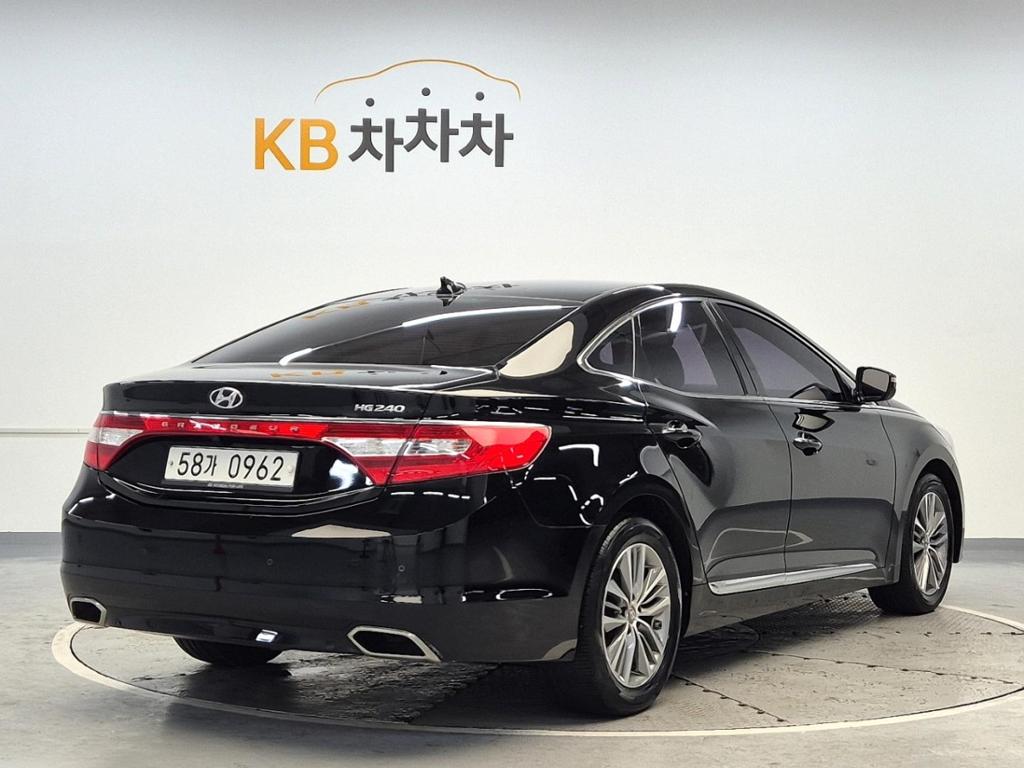 2016 HYUNDAI GRANDEUR HG 