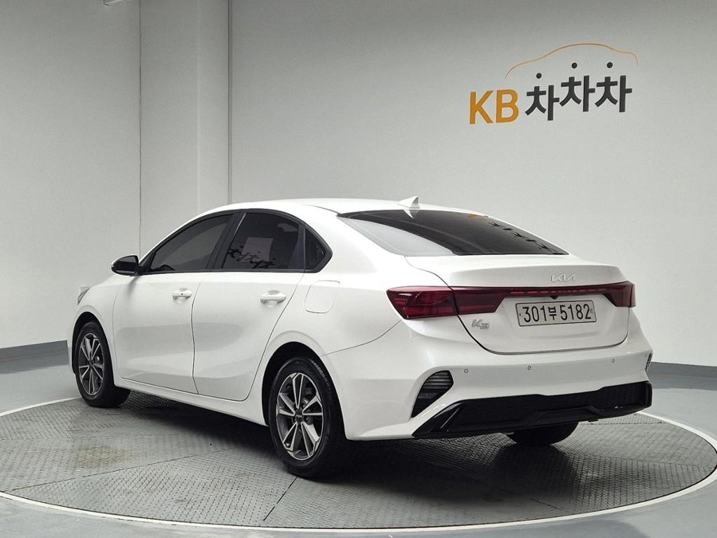 2022 KIA THE NEW K3 
