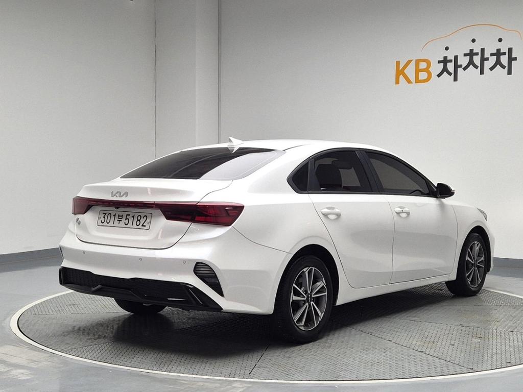 2022 KIA THE NEW K3 